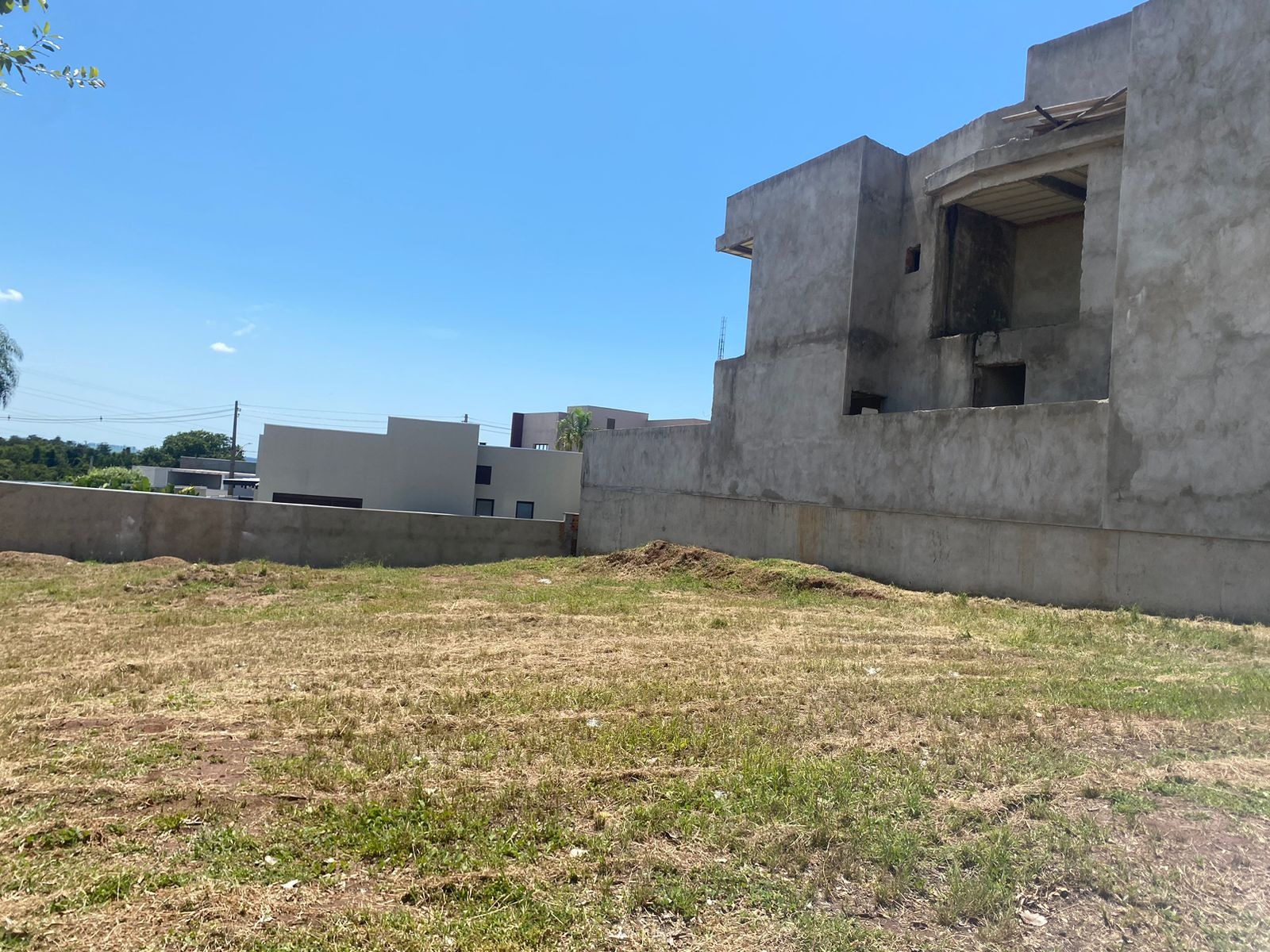 Terreno no Village do Lago - Vista do local